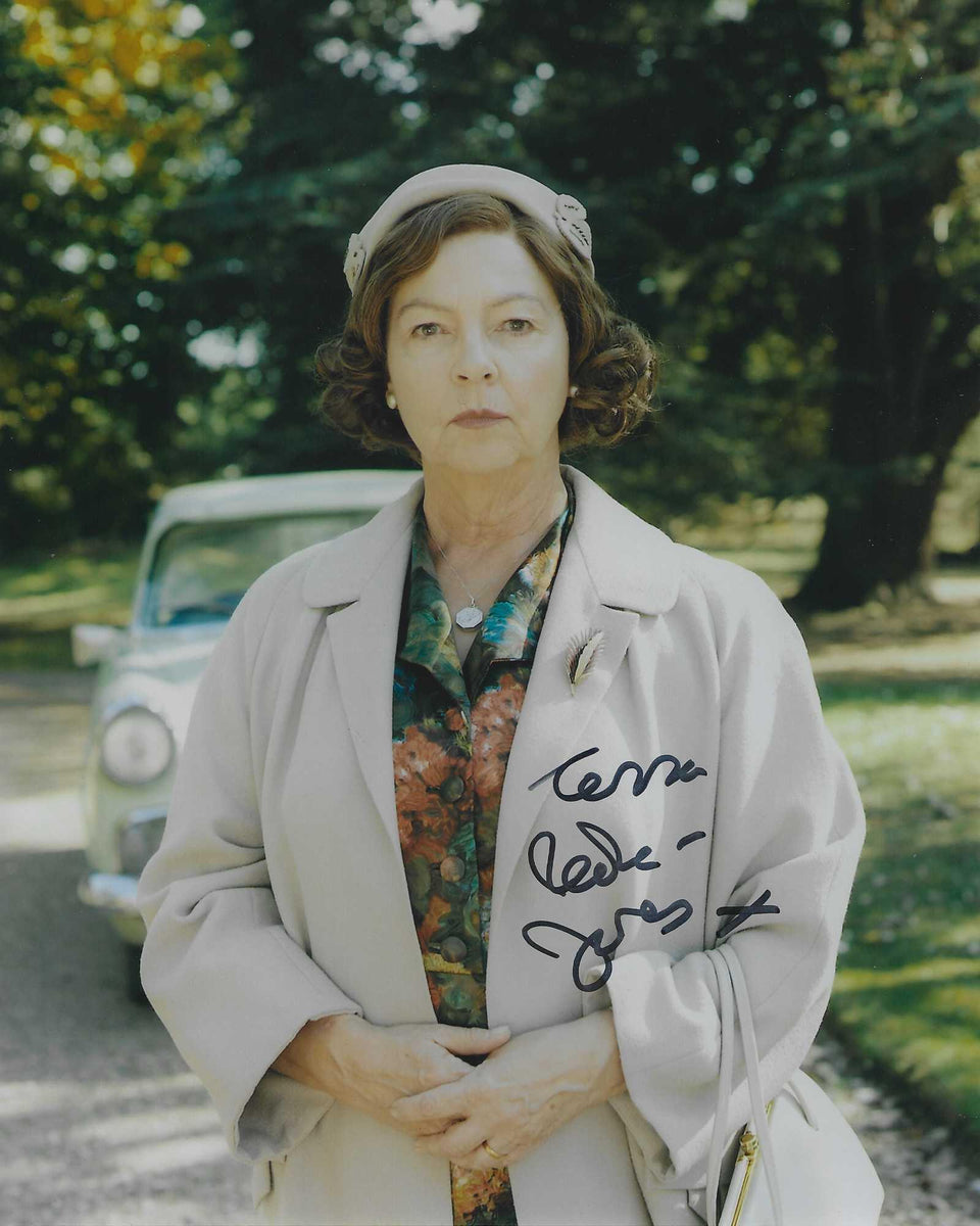 Tessa Peake Jones 10x8 signed in Black – Showmasters Comic Con Official