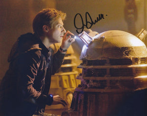 Arthur Darvil 10x8 signed in Black Doctor Who