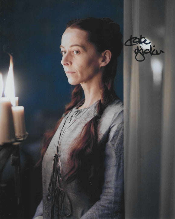 Kate Dickie 10x8  signed in Black Game Of Thrones