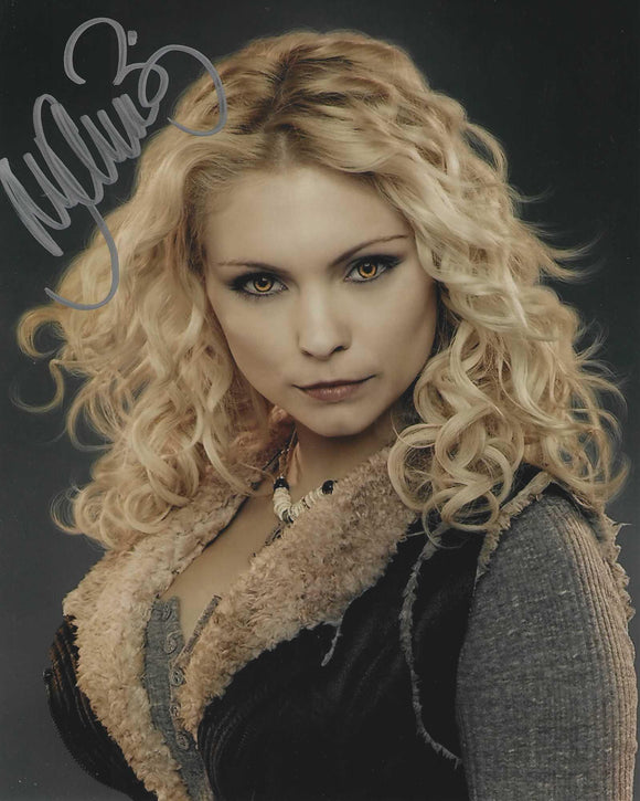 Myanna Buring signed in Silver Twilight