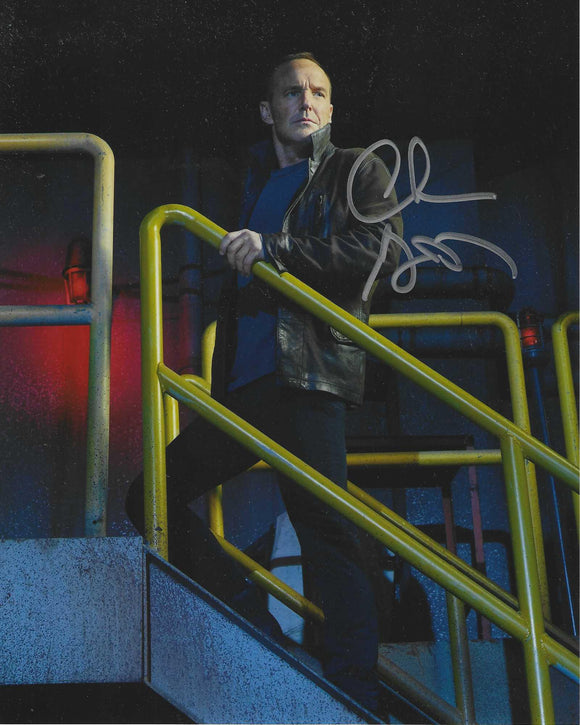Clark Gregg signed 10x8 in Silver Agents of shield