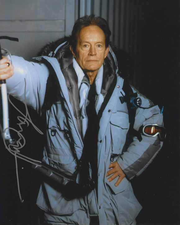 Lance Henriksen 10x8 signed in Silver The Thing
