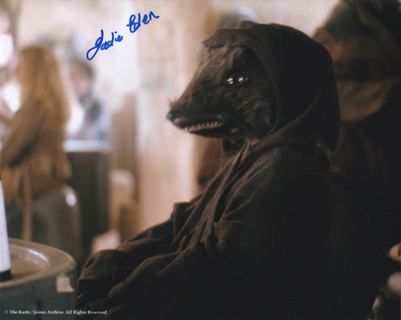Sadie Edden 10x8 signed in Blue Star Wars A New Hope