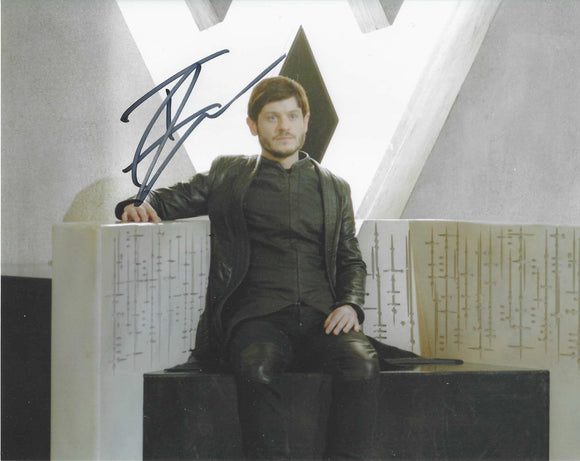 Iwan Rheon 10x8 Signed in Black Pen