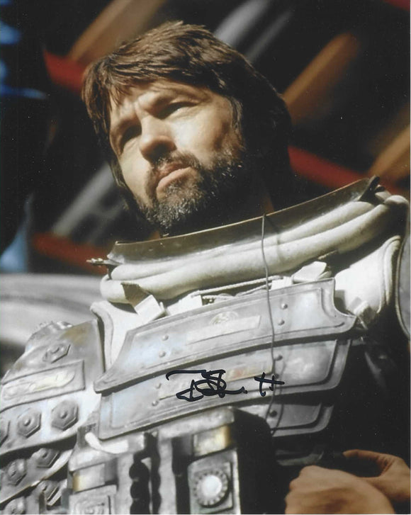 Tom Skerritt Aliens 10x8 Sign in Black Pen