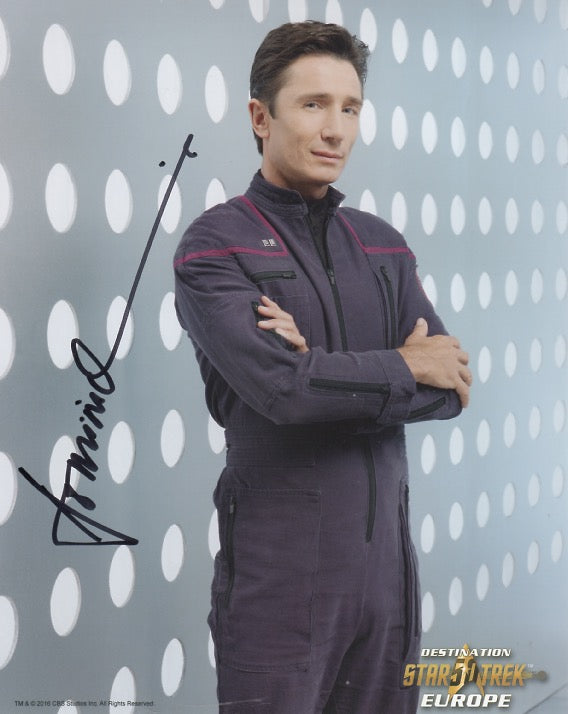 Dominic Keating 10x8 signed in black DST50 Official Picture