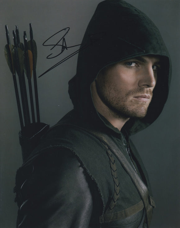 Stephen Amell 10x8 signed in Black Arrow